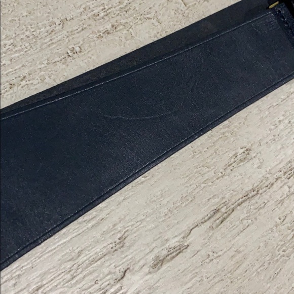 Authentic Tory Burch blue navy leather belt - Picture 4 of 7